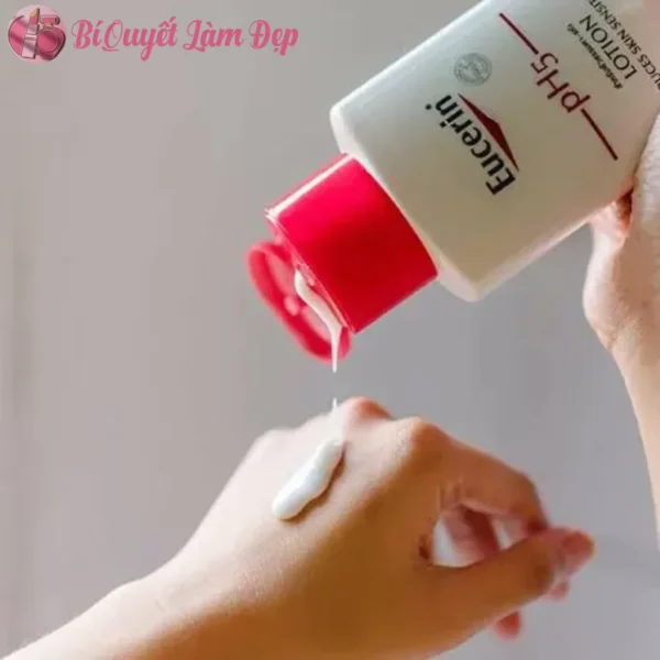 Sữa Dưỡng Thể Dành Cho Da Nhạy Cảm Eucerin 250ml